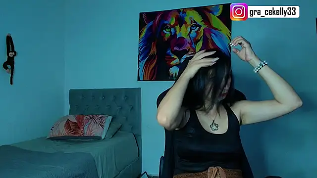 gracekelly12 online show from 02-11-25, 07:38