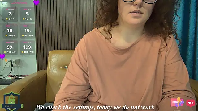 Snapshot of _leediseeeex_ chatting on 02-18-25, 12:17 leediseeeex online show from 02-18-25, 12:17