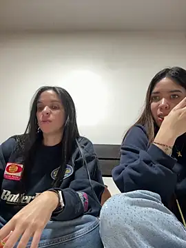 Snapshot of daniniescobarr chatting on 03-03-26, 09:31 daniniescobarr online show from 03-03-26, 09:31