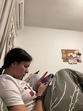 Snapshot of daniniescobarr chatting on 03-07-26, 10:07 daniniescobarr online show from 03-07-26, 10:07