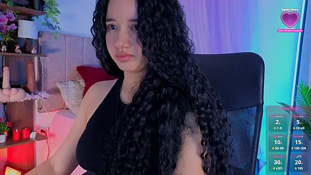 Snapshot of emilyrouxe chatting on 12-04-25, 02:59 emilyrouxe online show from 12-04-25, 02:59