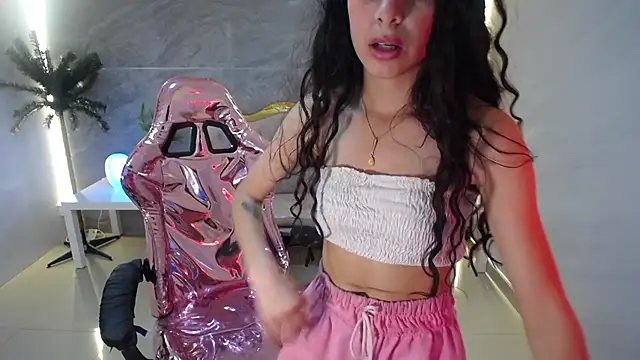 Snapshot of paris_sub1_ chatting on 01-31-25, 11:13 paris sub1 online show from 01-31-25, 11:13