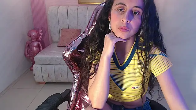 Snapshot of paris_sub1_ chatting on 03-20-25, 11:02 paris sub1 online show from 03-20-25, 11:02