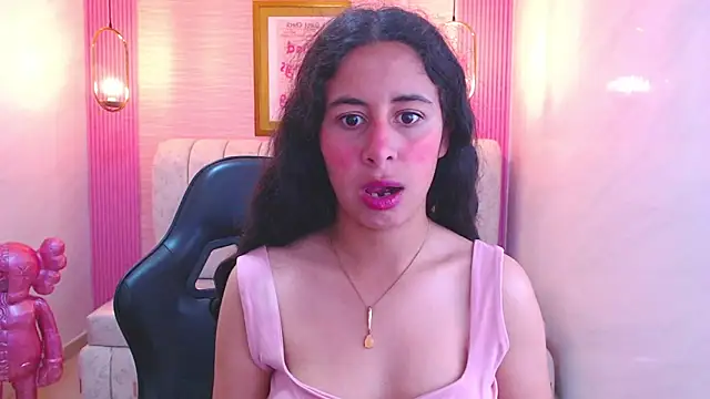 Snapshot of paris_sub1_ chatting on 10-09-25, 12:58 paris sub1 online show from 10-09-25, 12:58