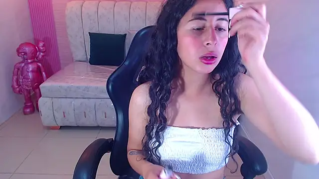 Snapshot of paris_sub1_ chatting on 11-01-25, 01:02 paris sub1 online show from 11-01-25, 01:02