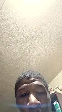 Snapshot of willywonka7793 chatting on 03-06-25, 01:57 willywonka7793 online show from 03-06-25, 01:57