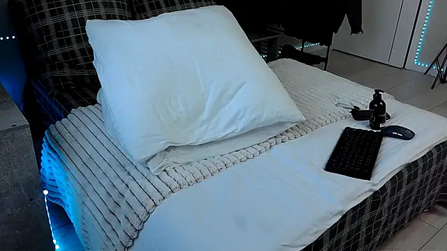 Tanya M online show from 02-01-25, 12:37