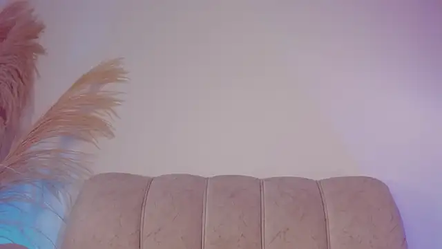 Snapshot of sara_gwen chatting on 10-09-25, 01:14 sara gwen online show from 10-09-25, 01:14