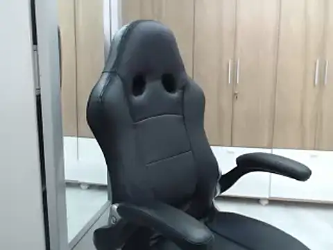 Snapshot of RoxanaLove9 chatting on 01-01-25, 09:09 RoxanaLove9 online show from 01-01-25, 09:09