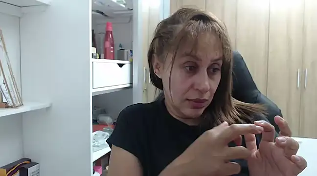 Snapshot of RoxanaLove9 chatting on 01-16-25, 04:28 RoxanaLove9 online show from 01-16-25, 04:28