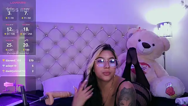 EmberEyes 999 online show from 03-05-25, 12:49