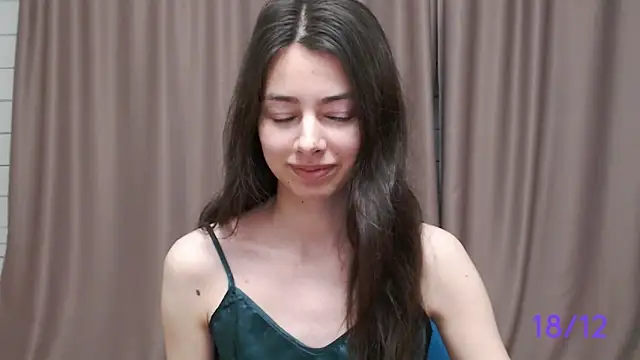 sweet sweet angel online show from 12-18-24, 01:56