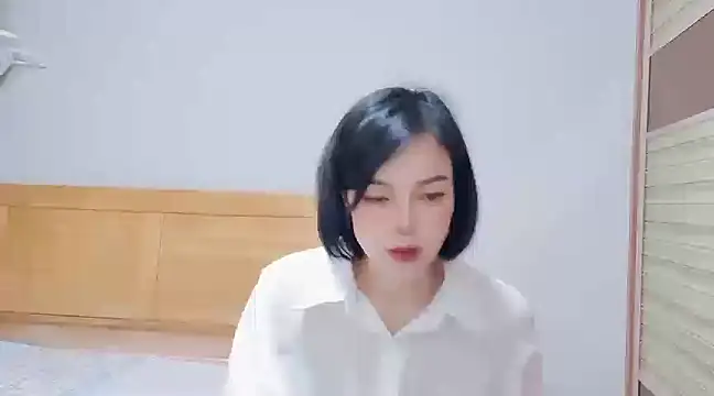 Snapshot of Linda-LL chatting on 01-21-25, 03:04 Linda-LL online show from 01-21-25, 03:04