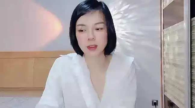 Snapshot of Linda-LL chatting on 01-28-25, 03:25 Linda-LL online show from 01-28-25, 03:25