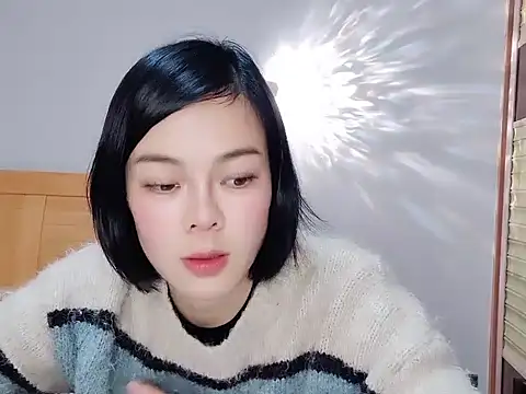 Snapshot of Linda-LL chatting on 01-31-25, 11:46 Linda-LL online show from 01-31-25, 11:46