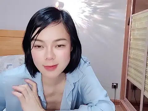 Snapshot of Linda-LL chatting on 01-31-25, 02:49 Linda-LL online show from 01-31-25, 02:49