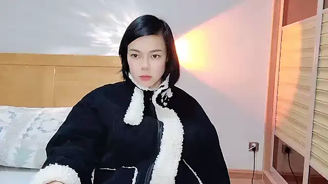 Snapshot of Linda-LL chatting on 02-07-25, 01:58 Linda-LL online show from 02-07-25, 01:58