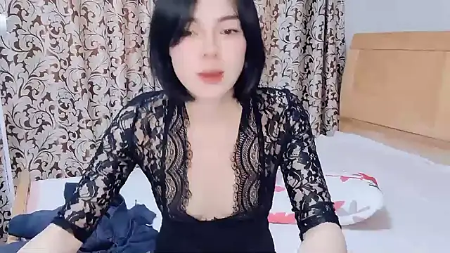 Snapshot of Linda-LL chatting on 02-18-25, 06:04 Linda-LL online show from 02-18-25, 06:04