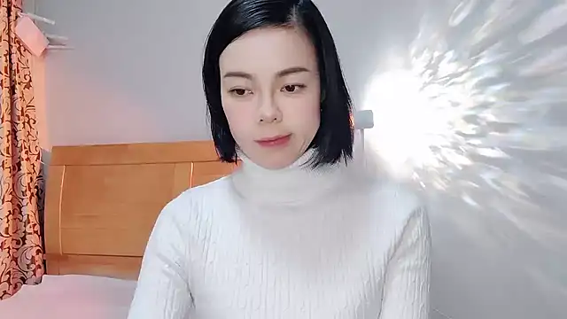 Snapshot of Linda-LL chatting on 02-22-25, 06:50 Linda-LL online show from 02-22-25, 06:50