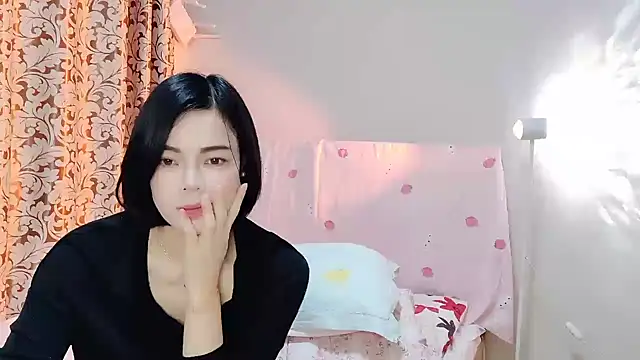 Snapshot of Linda-LL chatting on 03-16-25, 01:59 Linda-LL online show from 03-16-25, 01:59