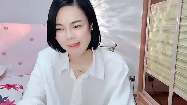 Snapshot of Linda-LL chatting on 03-16-25, 03:06 Linda-LL online show from 03-16-25, 03:06