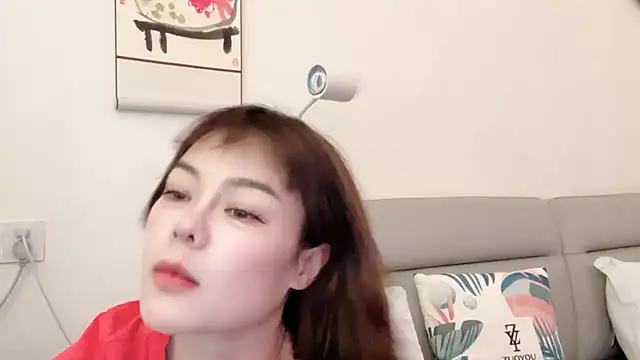 Snapshot of Linda-LL chatting on 10-11-25, 04:55 Linda-LL online show from 10-11-25, 04:55