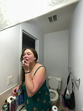 IvanaPlenty online show from 04-30-26, 01:17