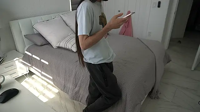 Your Ice cream online show from 02-12-25, 07:02