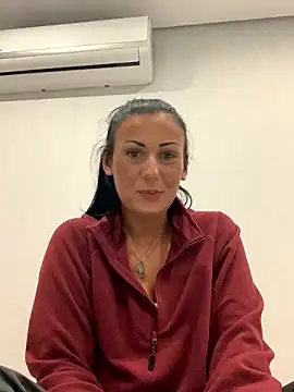 Snapshot of SweNatasha chatting on 12-04-24, 09:13 SweNatasha online show from 12-04-24, 09:13