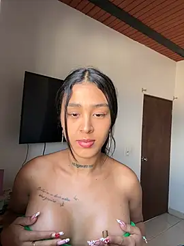 paisitahot1975 online show from 01-21-25, 04:27