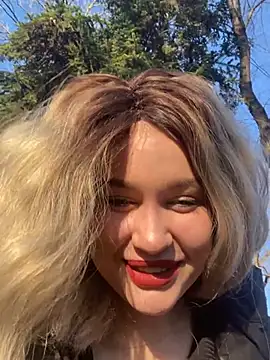 Snapshot of KikiWatson chatting on 12-21-24, 06:30 KikiWatson online show from 12-21-24, 06:30