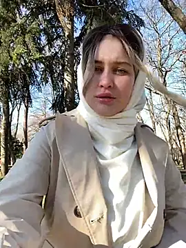 Snapshot of KikiWatson chatting on 01-03-25, 08:43 KikiWatson online show from 01-03-25, 08:43