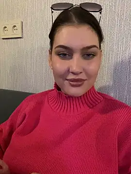 Snapshot of KikiWatson chatting on 02-01-25, 11:10 KikiWatson online show from 02-01-25, 11:10