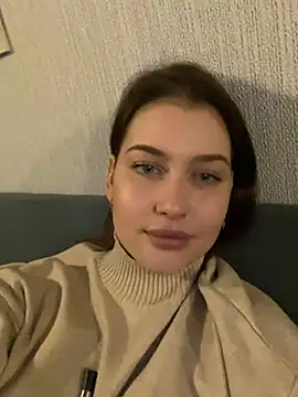 Snapshot of KikiWatson chatting on 02-02-25, 11:08 KikiWatson online show from 02-02-25, 11:08