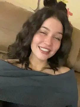 Snapshot of KikiWatson chatting on 02-22-25, 05:35 KikiWatson online show from 02-22-25, 05:35