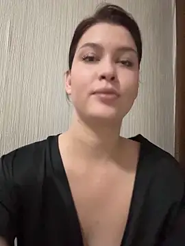 Snapshot of KikiWatson chatting on 10-09-25, 02:59 KikiWatson online show from 10-09-25, 02:59