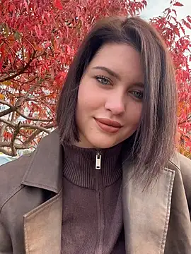 Snapshot of KikiWatson chatting on 10-23-25, 07:18 KikiWatson online show from 10-23-25, 07:18