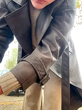 Snapshot of KikiWatson chatting on 11-06-25, 07:09 KikiWatson online show from 11-06-25, 07:09