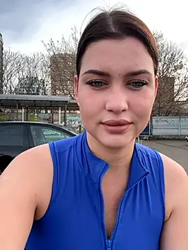 Snapshot of KikiWatson chatting on 11-22-25, 07:07 KikiWatson online show from 11-22-25, 07:07