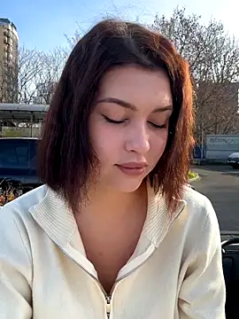 Snapshot of KikiWatson chatting on 11-23-25, 07:08 KikiWatson online show from 11-23-25, 07:08