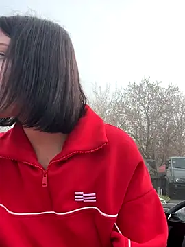 Snapshot of KikiWatson chatting on 11-27-25, 06:59 KikiWatson online show from 11-27-25, 06:59