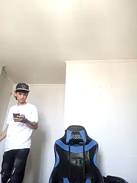 LatinBoysxxx online show from 01-09-25, 06:04