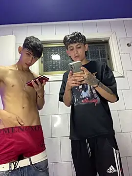 LatinBoysxxx online show from 01-17-25, 09:06