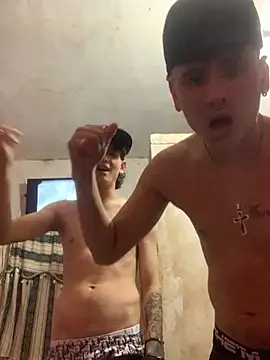 LatinBoysxxx online show from 03-15-25, 09:41