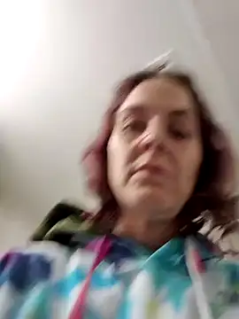 thatonespicychick online show from 12-20-24, 04:42