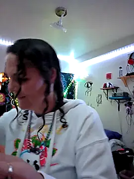 thatonespicychick online show from 10-27-25, 02:21