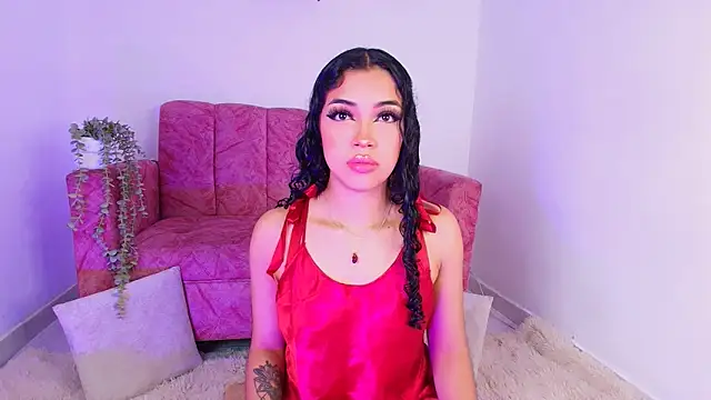 Snapshot of Sara_Jhonson chatting on 11-08-25, 10:30 Sara Jhonson online show from 11-08-25, 10:30