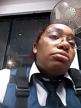 Cinnamon-Skin online show from 12-06-24, 04:36