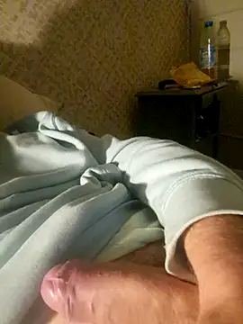 Landryyyyy online show from 10-16-25, 09:05