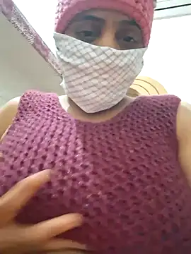 Snapshot of menakshiiikaur chatting on 01-31-25, 06:14 menakshiiikaur online show from 01-31-25, 06:14